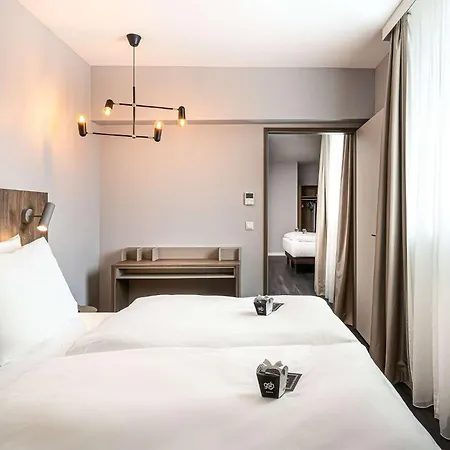 Elaya Hotel Oberhausen, Trademark By Wyndham-2