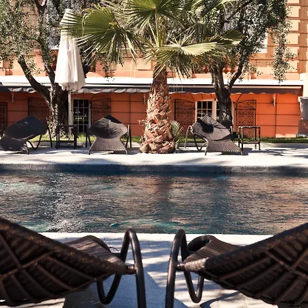 Golden Tulip Cannes Hotel De Paris-2