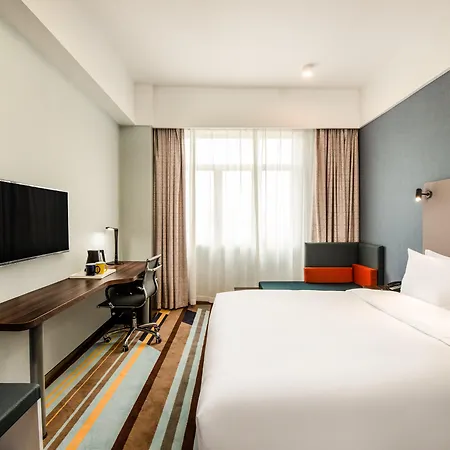 Holiday Inn Express Shenzhen Luohu-2