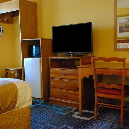 Americas Best Value Inn Addison-3