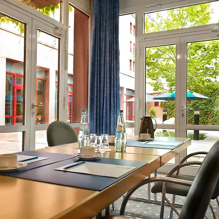 Tryp By Wyndham Halle-3