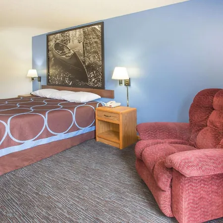 Super 8 By Wyndham Monmouth Il-3