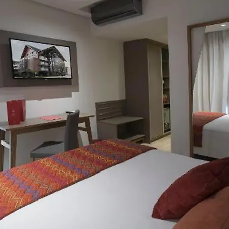 Hotel Laghetto Stilo Centro-3
