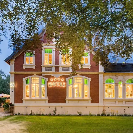 Parkhotel Jever-3