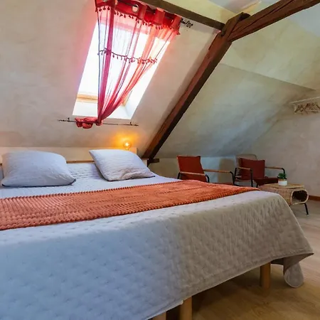 Chambres Du Marais-3