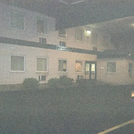 Budget Inn Wentzville-3