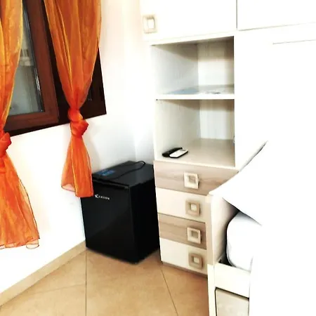 Affitta Camere Zio Peppe-2