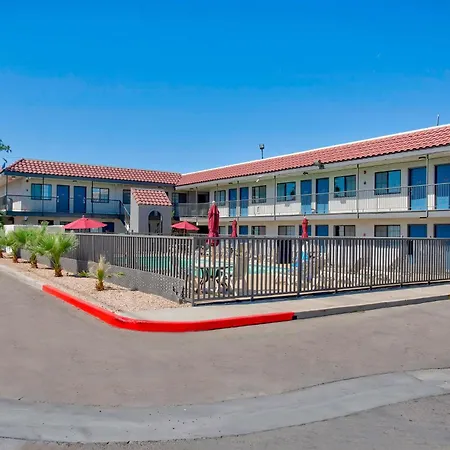 Motel 6-Kingman, AZ - Route 66 East-3