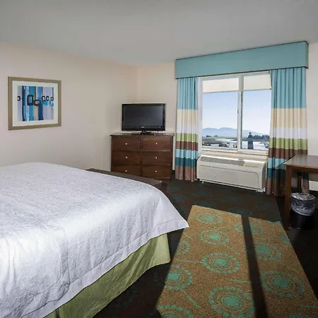 Hampton Inn & Suites Suisun City Waterfront-3