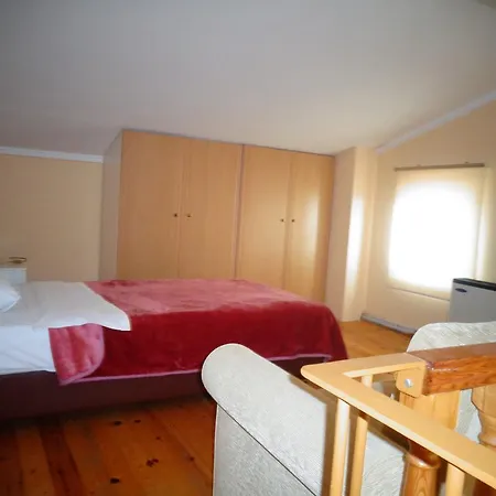 Bell Air Hotel-2