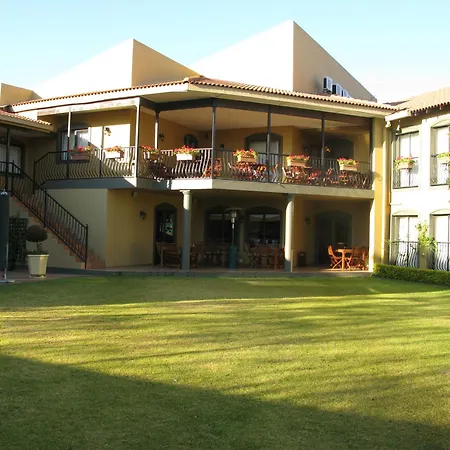 Benvenuto Hotel&Conference Centre-3