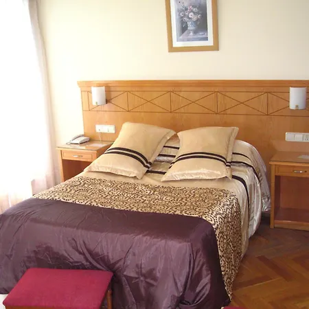 Hotel Cristal 2-3