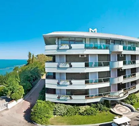 Hotel Majestic-2