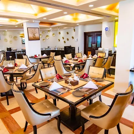 Garden Hotel Muscat By Royal Titan Group-3