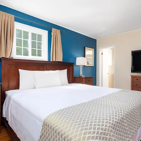 The Coach House Resort - Tobermory-2