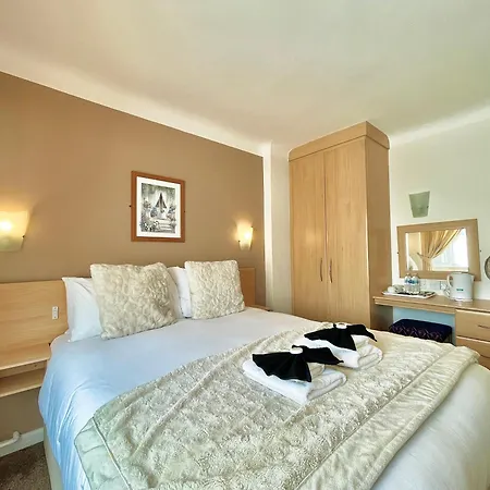 The Durley Grange-2