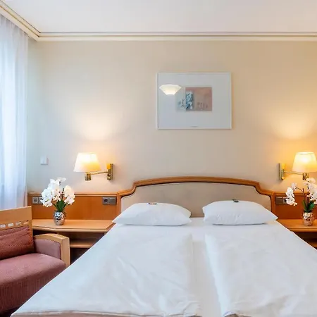 Plaza Inn Rieker Stuttgart Hauptbahnhof-2