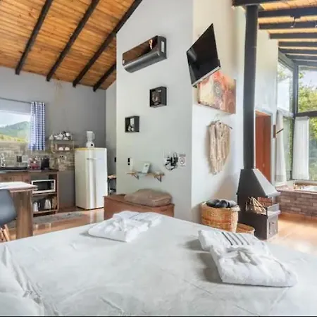 Cabana Sassafrás com Hidromassagem-3