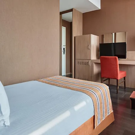 Theater Hotel-3