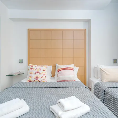 Chic Hotel-2