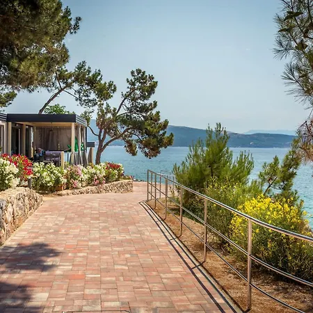 Valamar Camping Jezevac-3