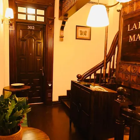 La Belle Maison-3