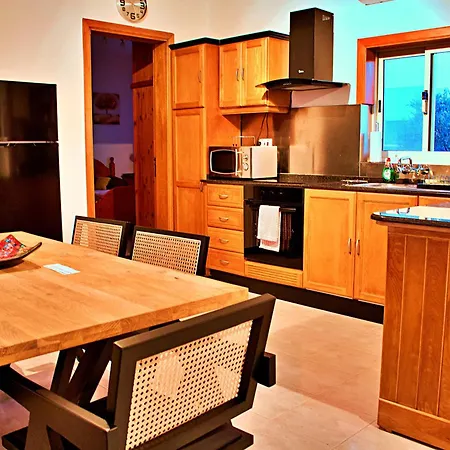 Green Grove Guest House-2