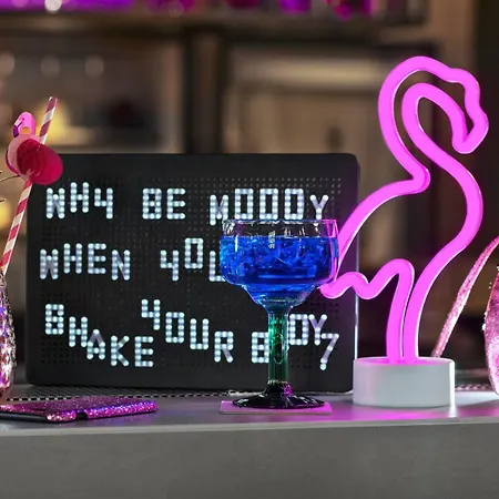 Moxy Bucharest Old Town-2