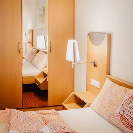 Hotel Garni Stube-2