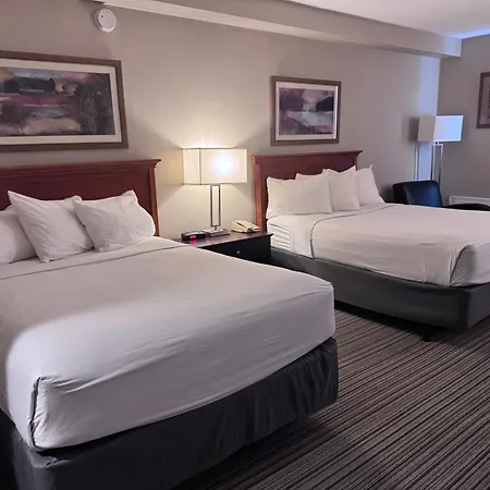 Ramada By Wyndham London-3