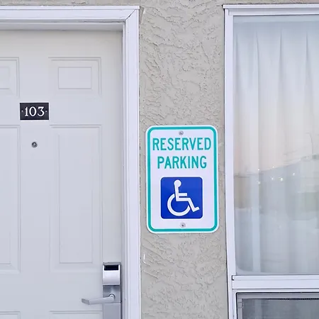 Motel 6-Regina, Sk-3