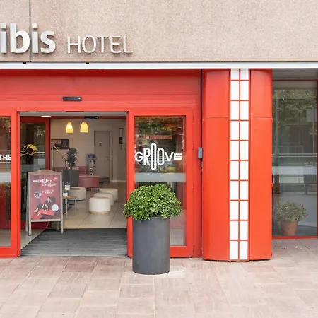 Ibis Barcelona Meridiana-2