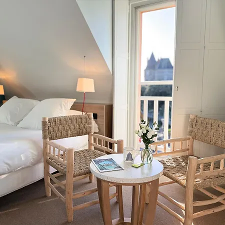 Hôtel Beau Soleil-3