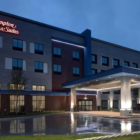 Hampton Inn & Suites Dallas - Farmers Branch-2