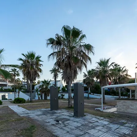 Tourist Hotel-3