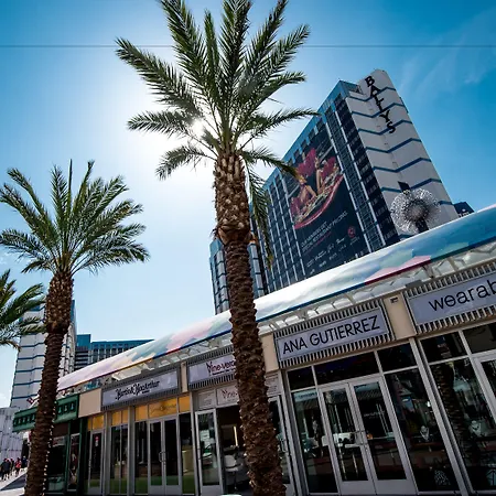 Horseshoe Las Vegas Hotel & Casino - A Caesars Rewards Destination-2