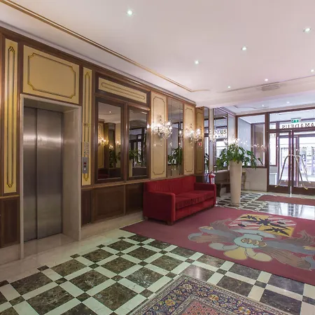 Hotel Amadeus-2