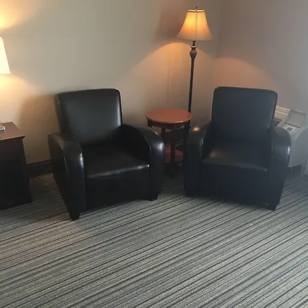 Ramada By Wyndham London-2