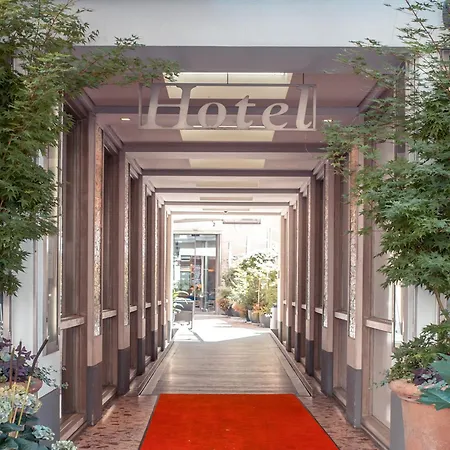 Hotel Bleibtreu Berlin By Golden Tulip-2