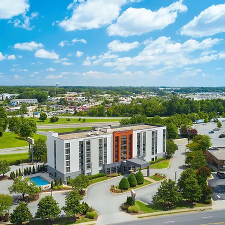 Hyatt Place Greensboro-3
