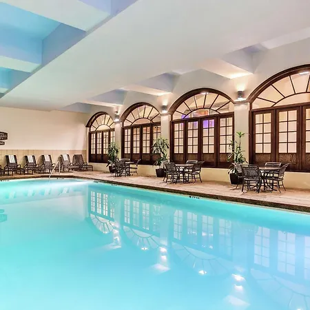 Embassy Suites By Hilton Nashville Airport-2