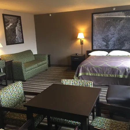 Super 8 By Wyndham Weston Wv-3