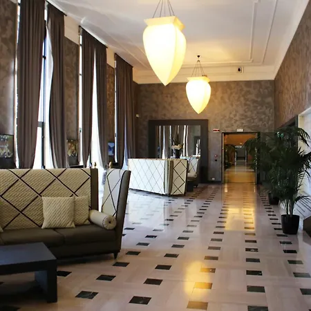 Th Roma - Carpegna Palace-3