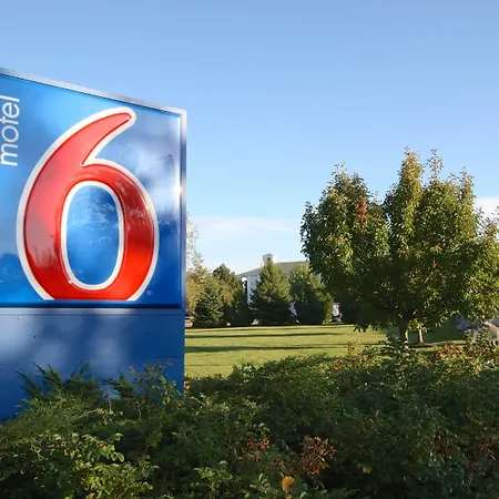 Motel 6-Colchester, VT - Burlington-2