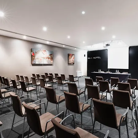 Max Hotel Livorno-3