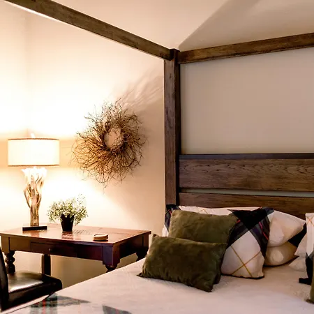 Merritt House Hotel-3