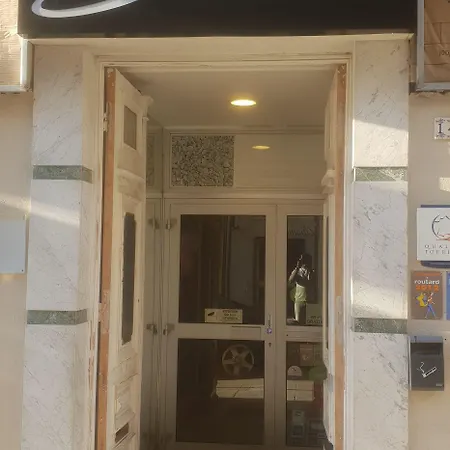 Hotel Le Nice Etoile-3