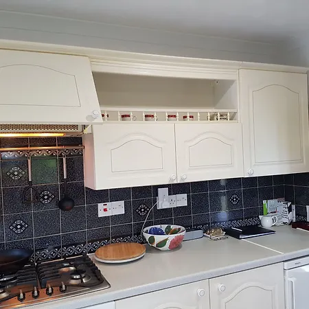 Meadow Oak Accommodation-3