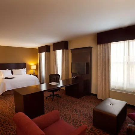Hampton Inn Marquette-Waterfront-2