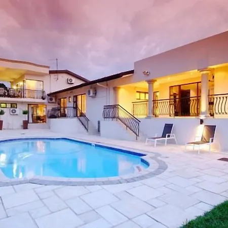 Sanchia Luxury Guest House-2